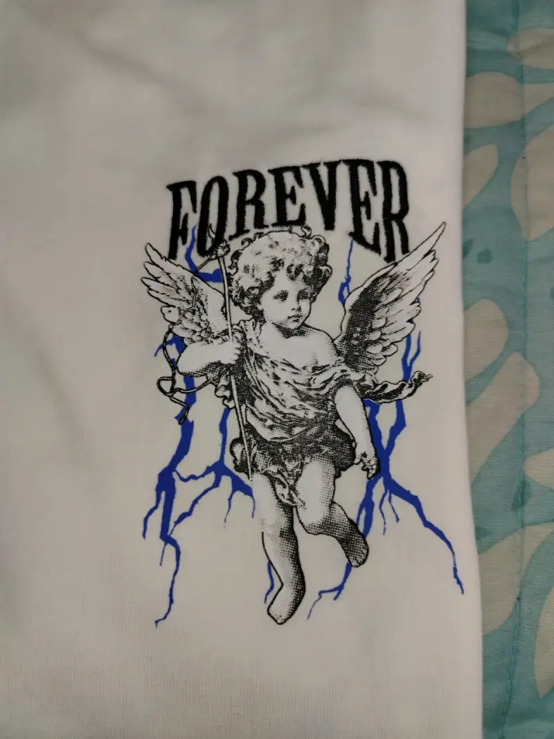 Polera blanca con diseño de ángel Forever - 3
