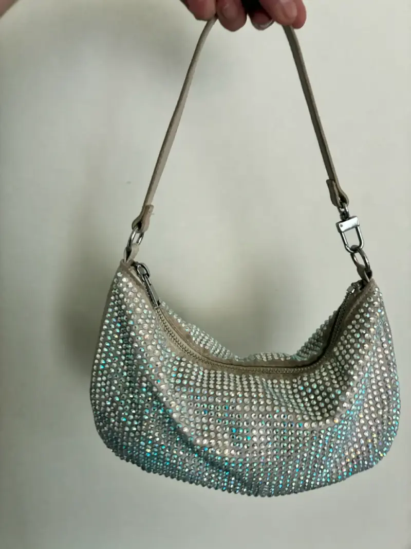 Cartera de mano con cristales brillantes - 4