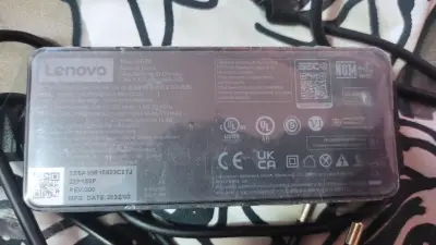 Cargador Lenovo Tipo C - miniatura 3