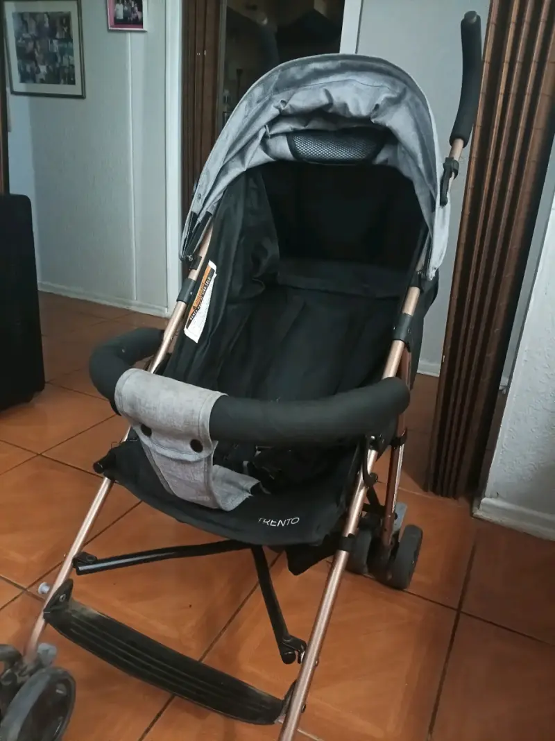 Coche de Paseo Trento Plegable Gris - 2