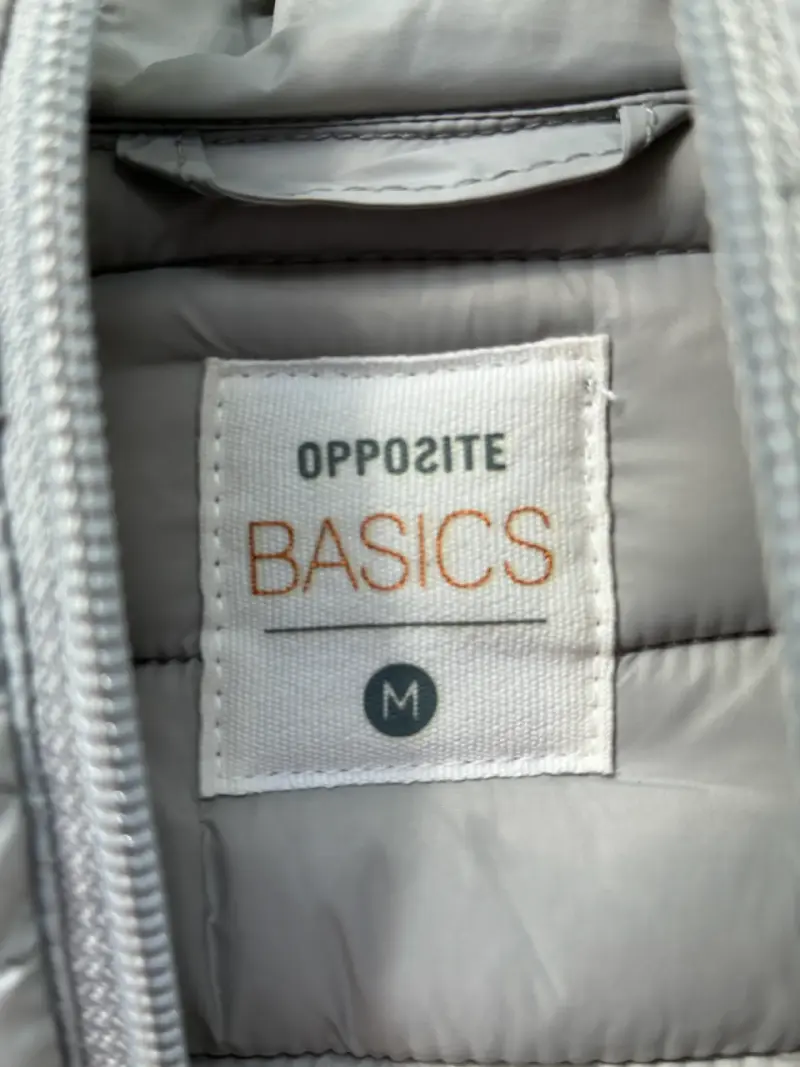 Parka gris clara con capucha Opposite - 3