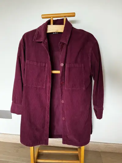 Chaqueta de pana burdeos Zara para mujer - miniatura 1