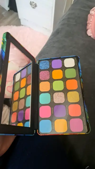 Paleta de Sombras Revolution - miniatura 1