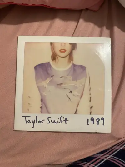 Vinilo Taylor Swift 1989 en buen estado - miniatura 1