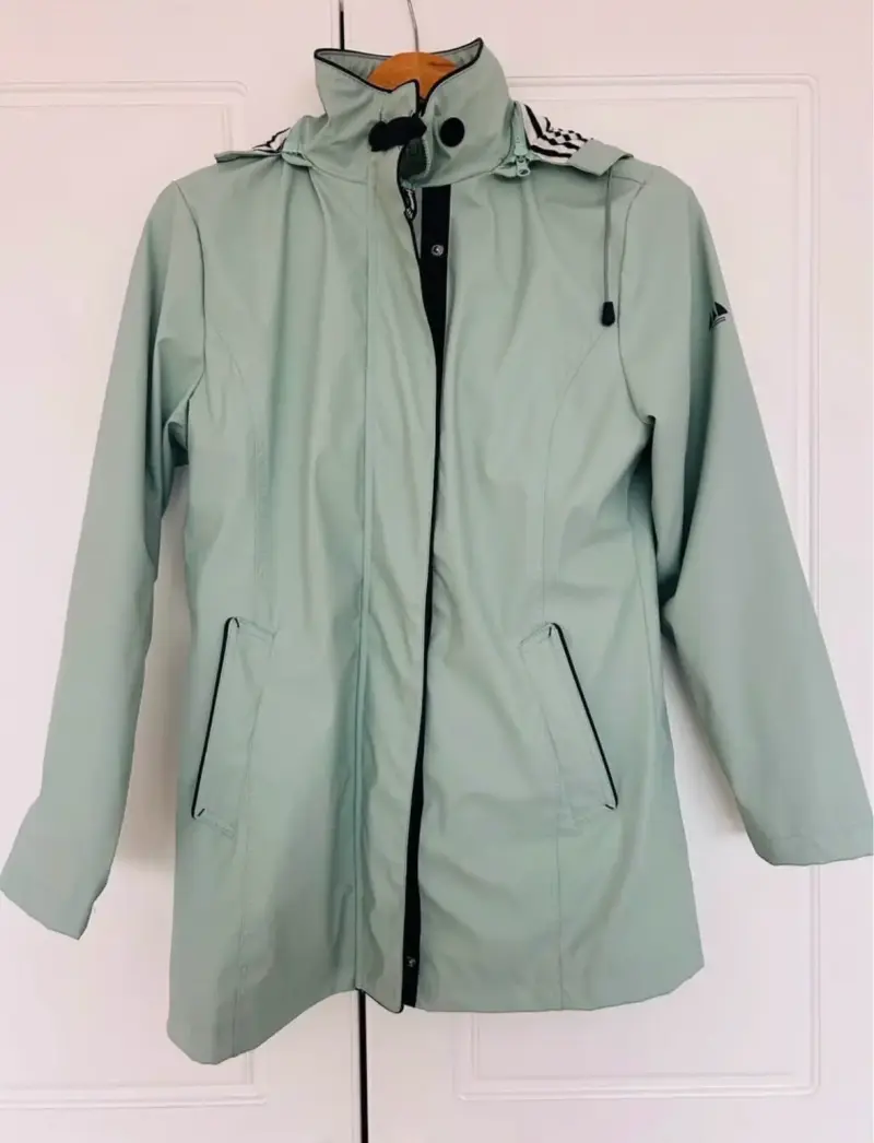 Impermeable mujer Hublot - 3