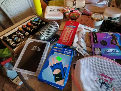 Set de accesorios de belleza y cuidado personal - miniatura 1