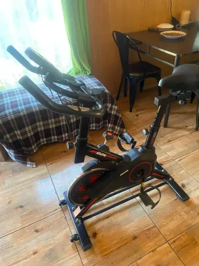 Bicicleta estática Atletic Lite 300 con monitor - miniatura 6