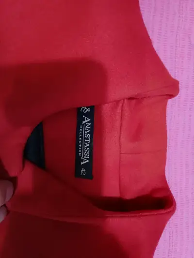 Abrigo rojo Anastassia Collection talla 42 - miniatura 2