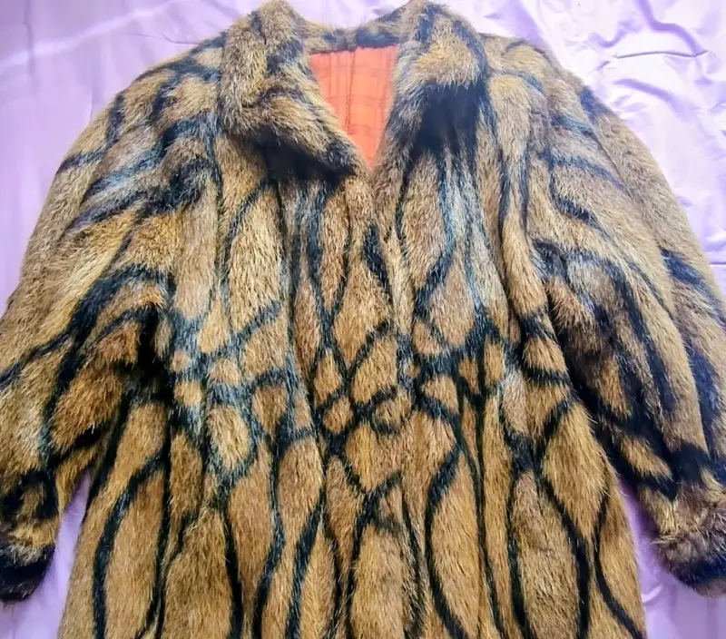 Abrigo de piel sintética Amadeus Pieles diseño animal print - 2