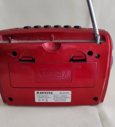 Radio FM con Bluetooth y reproductor USB - miniatura 4