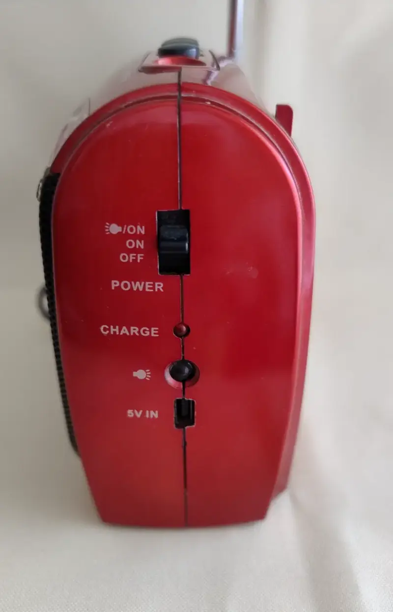 Radio FM con Bluetooth y reproductor USB - 6