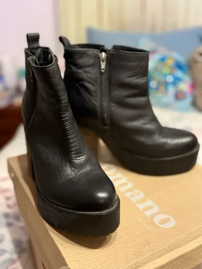 Botines Romano de cuero negro - miniatura 1