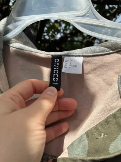 Chaqueta camuflaje muker con capucha - miniatura 3