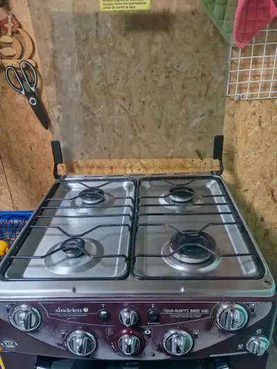 Cocina a gas Sindelen Nova-Quattro 3600 rojo - miniatura 2