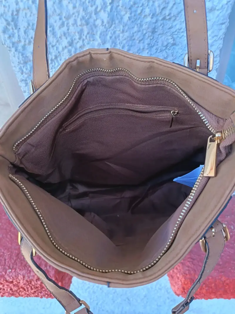 Bolso tote marrón con correas ajustables - 2