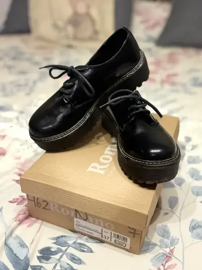 Zapatos de cuero richato negro Romano talla 38 - miniatura 1