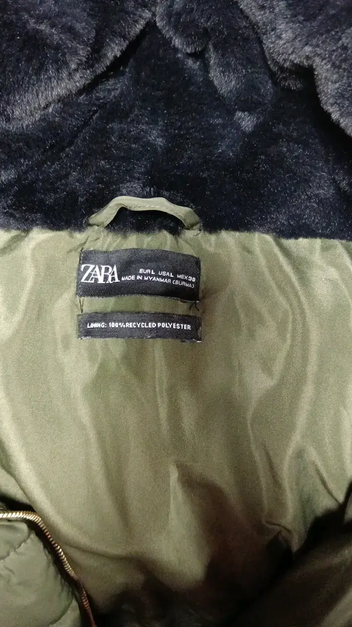 Parka verde con capucha de piel sintética Zara - 2