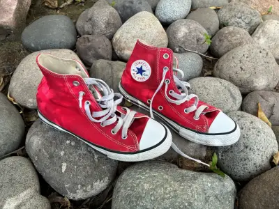 Zapatillas Converse All Star rojas clásicas 35 - miniatura 1