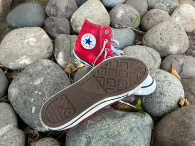 Zapatillas Converse All Star rojas clásicas 35 - miniatura 2