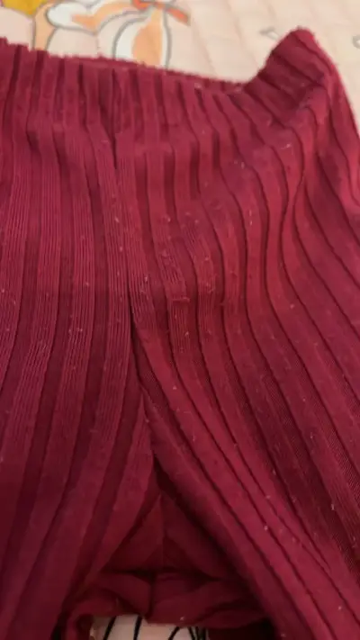 Pantalones infantiles rojos estilo boho - miniatura 2