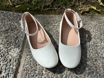 Zapatos de niña blancos 36 - miniatura 1