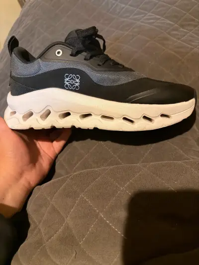 Zapatillas deportivas negras On Cloud - miniatura 3