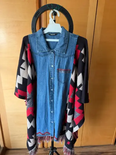 Chaqueta de mezclilla con poncho Desigual - miniatura 1