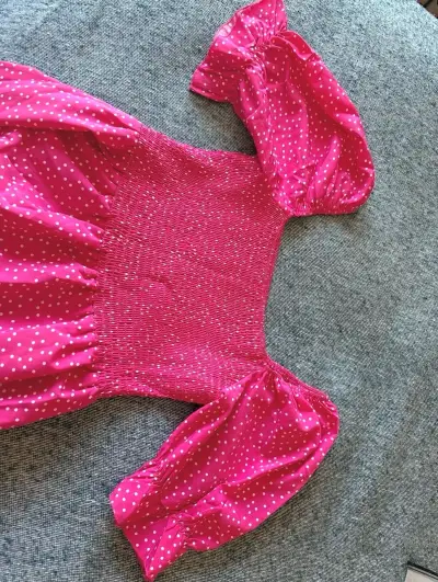 Nuevo: Vestido largo rosa con mangas abullonadas - miniatura 4