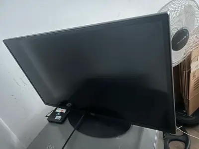 Televisor LED AOC 32 pulgadas modelo LE32W354F - miniatura 2