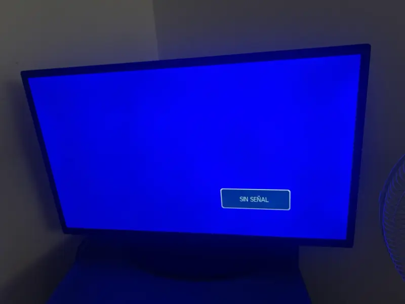 Televisor LED AOC 32 pulgadas modelo LE32W354F - 4