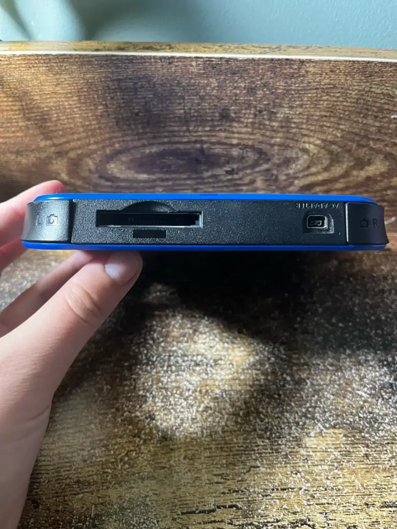 Consola Nintendo 2DS Azul con Mario Kart 7 - 4