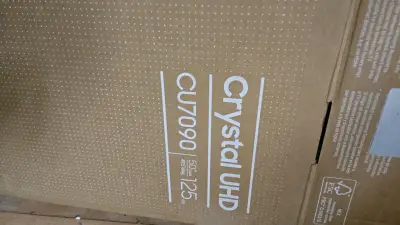 Smart TV Samsung LED 4K UHD 50 pulgadas - miniatura 2