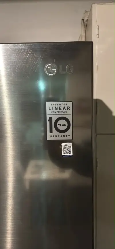 Refrigerador LG Inoxidable con Compresor Inverter - miniatura 1