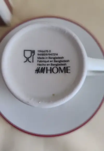 Set de Tazas de Espresso con Platillos Decorativos - miniatura 6