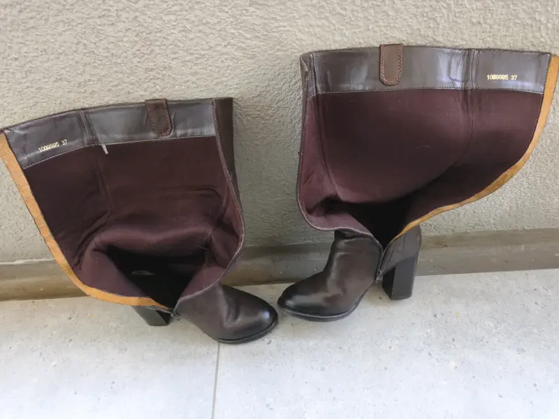Botas Vélez, cuero marrón con tacón alto - 4