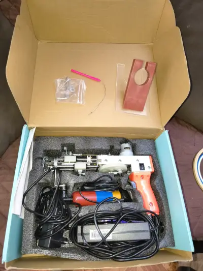 Máquina de tejer eléctrica con accesorios - miniatura 1
