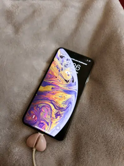 iPhone XS MAX 64GB en buen estado - miniatura 1