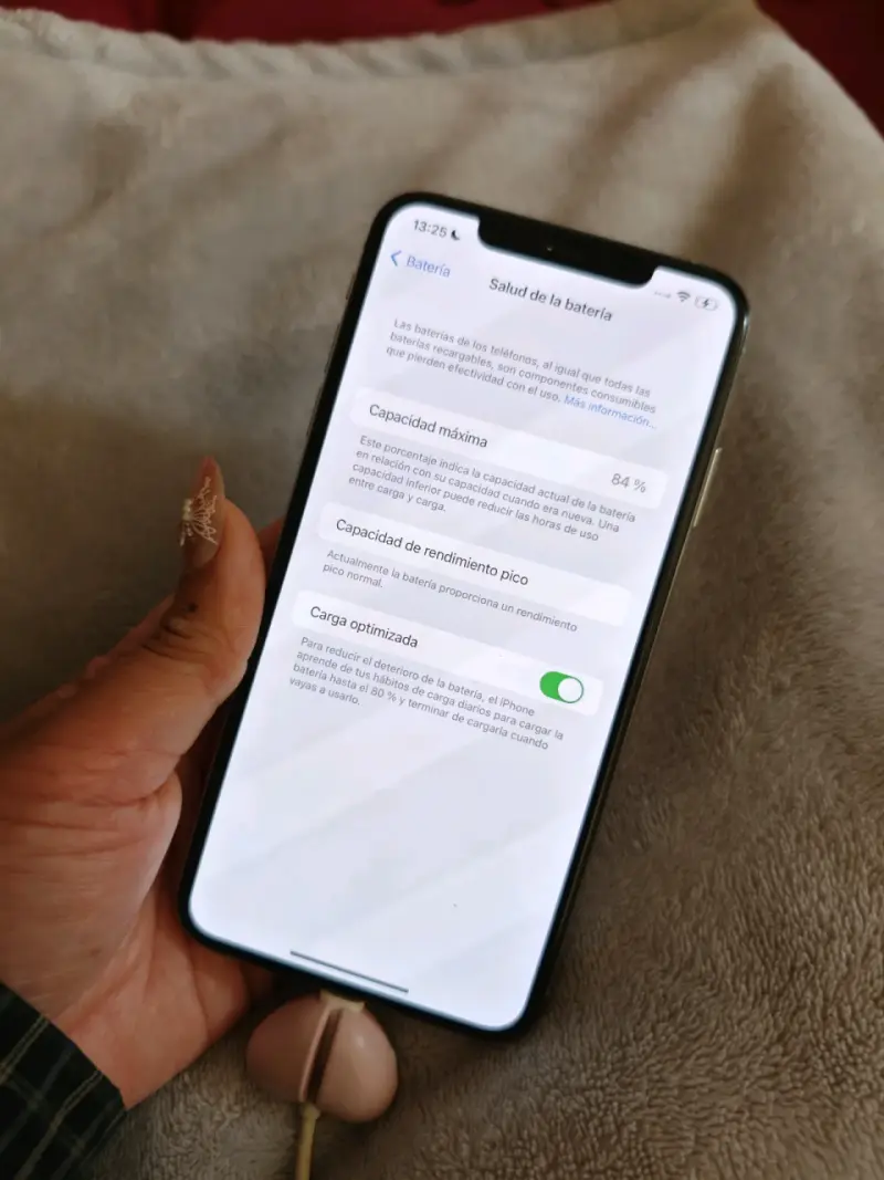 iPhone XS MAX 64GB en buen estado - 2
