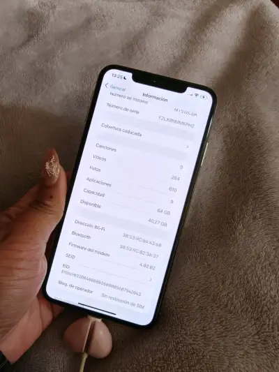 iPhone XS MAX 64GB en buen estado - miniatura 3