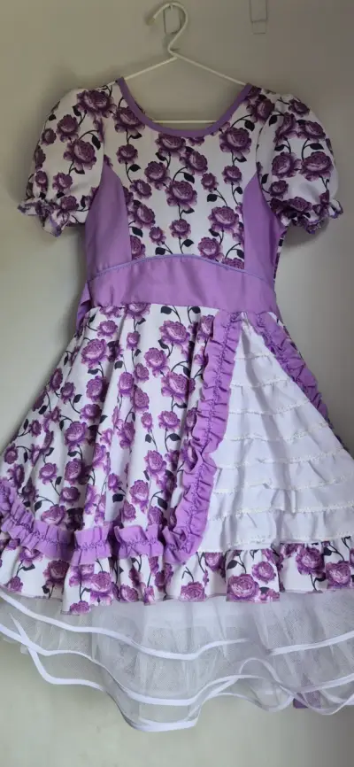 Traje de Cueca talla 8 con falso y zapatos - miniatura 1