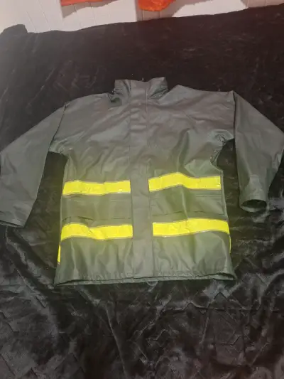 Traje de lluvia impermeable con cintas reflectantes - miniatura 1