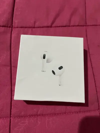 Auriculares inalámbricos con estuche y cargador - miniatura 1