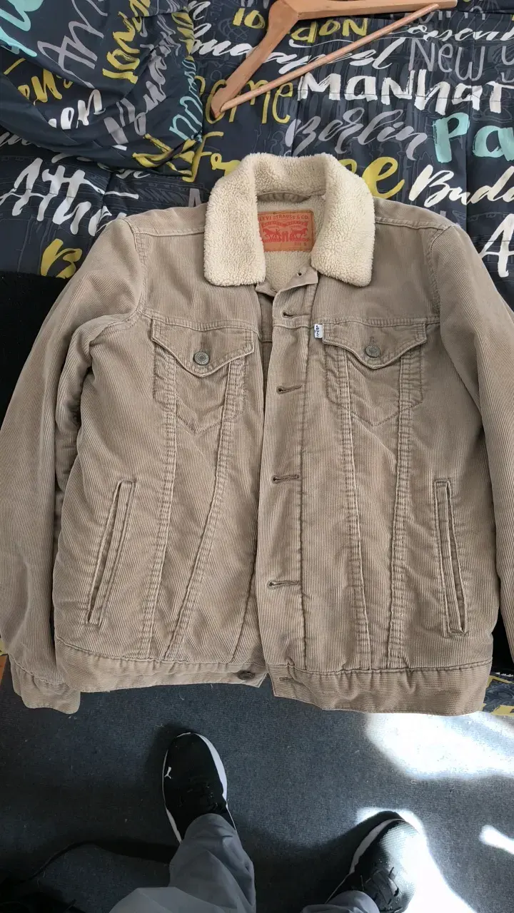 Chaqueta de pana Levi's con forro de borrego - 1