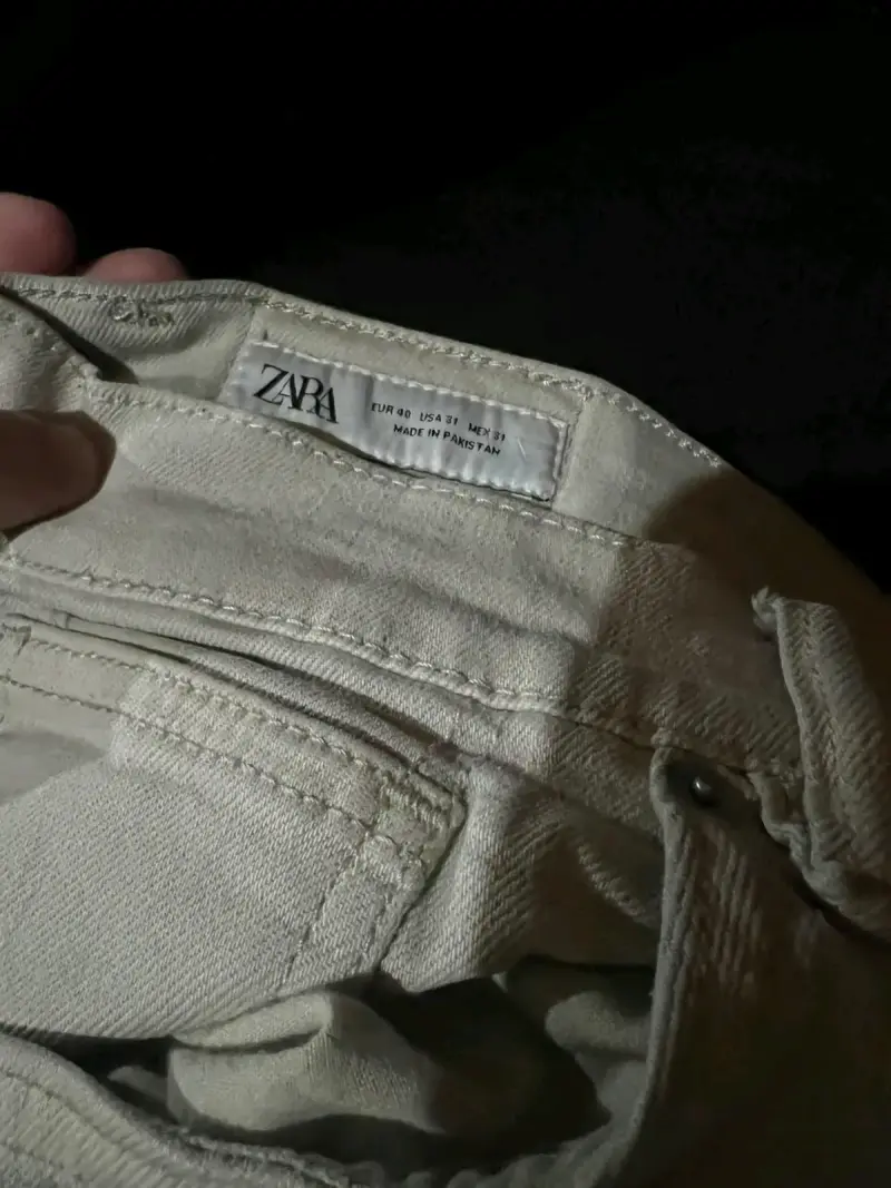 Pantalones beige Zara para hombre en buen estado - 2