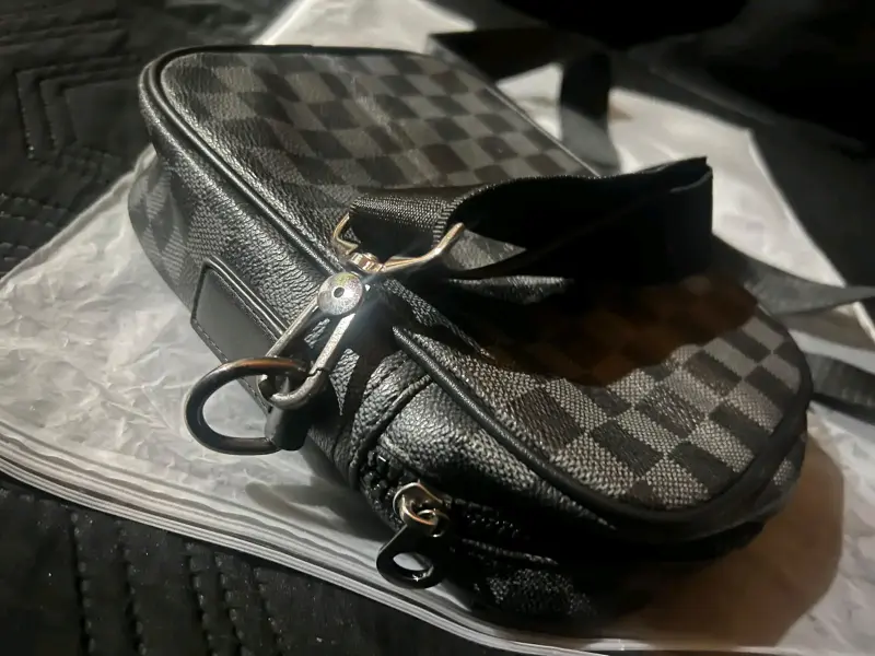 Bolso bandolera de cuadros negro y gris - 2
