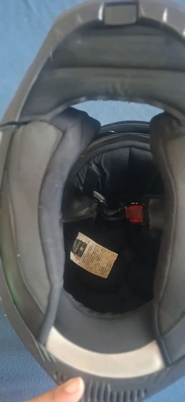 Casco de Moto LS2 Negro con Visera - 4
