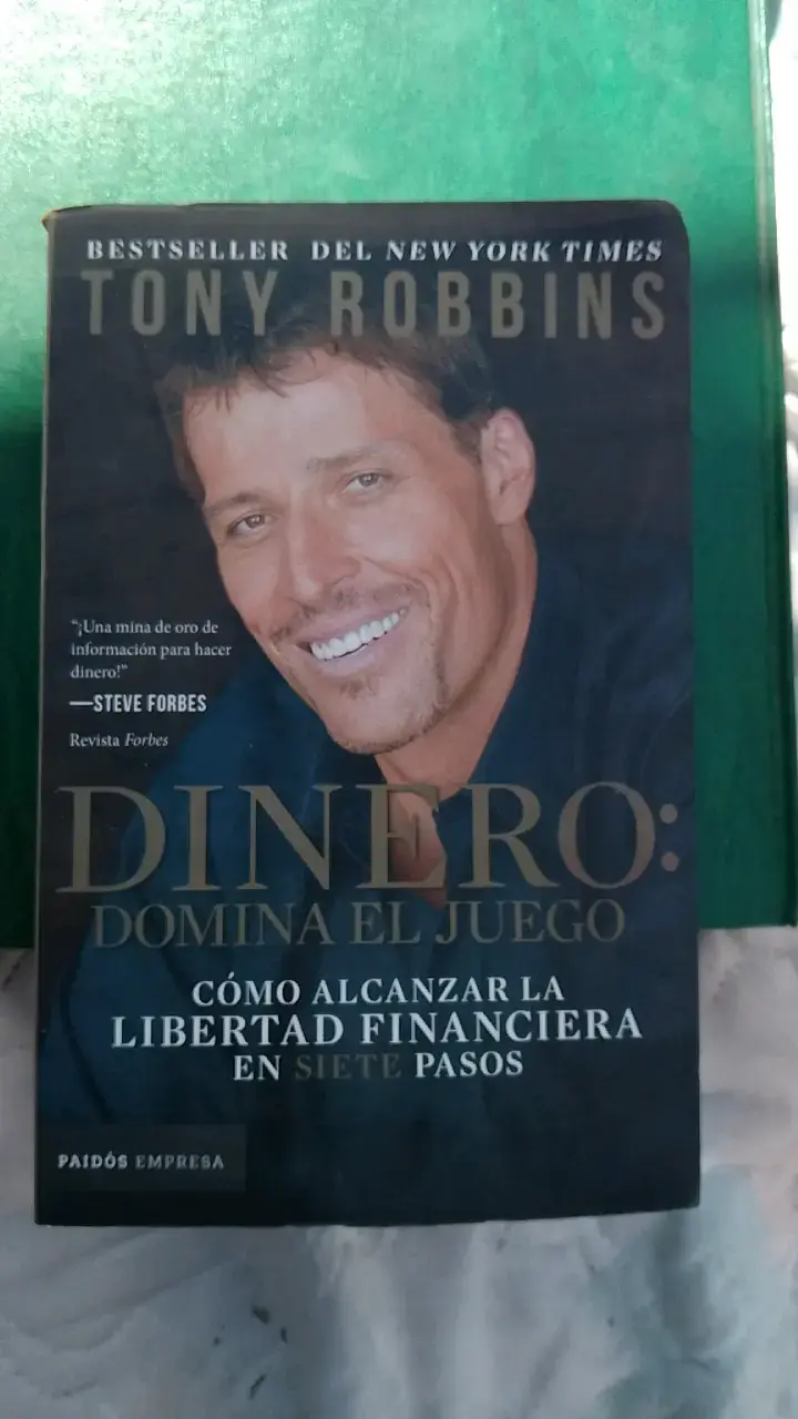 Libro 'Dinero: Domina el Juego' de Tony Robbins - 1