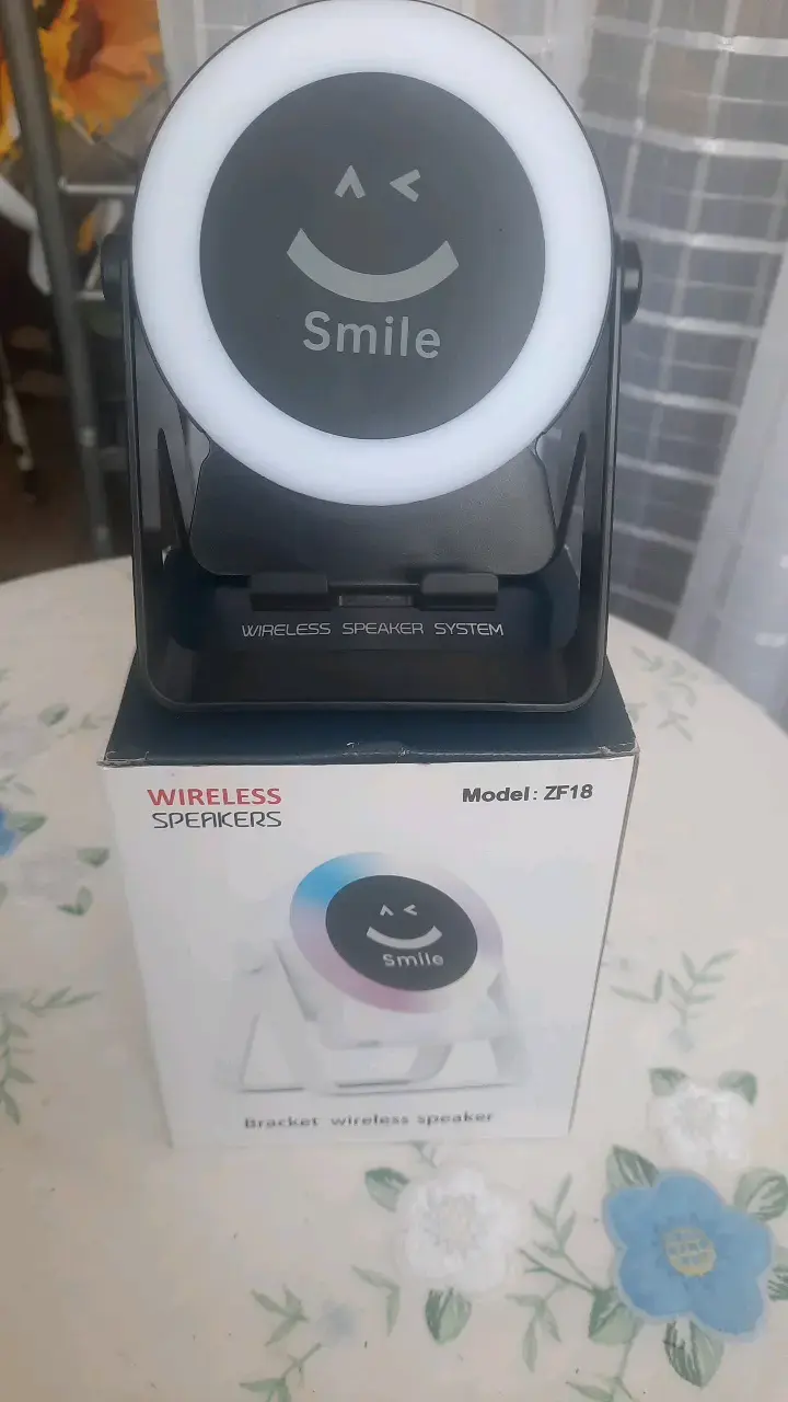 Parlante Inalámbrico Smile ZF18 con Luz LED - 3