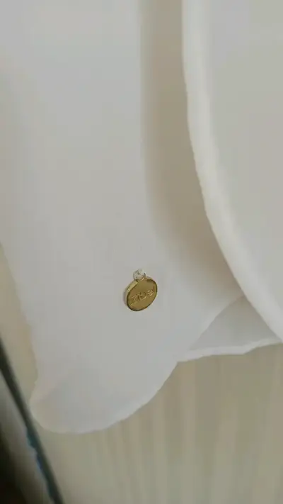 Blusa blanca con bordado floral - miniatura 4