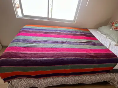 Colorida manta de lana a rayas para cama - miniatura 2